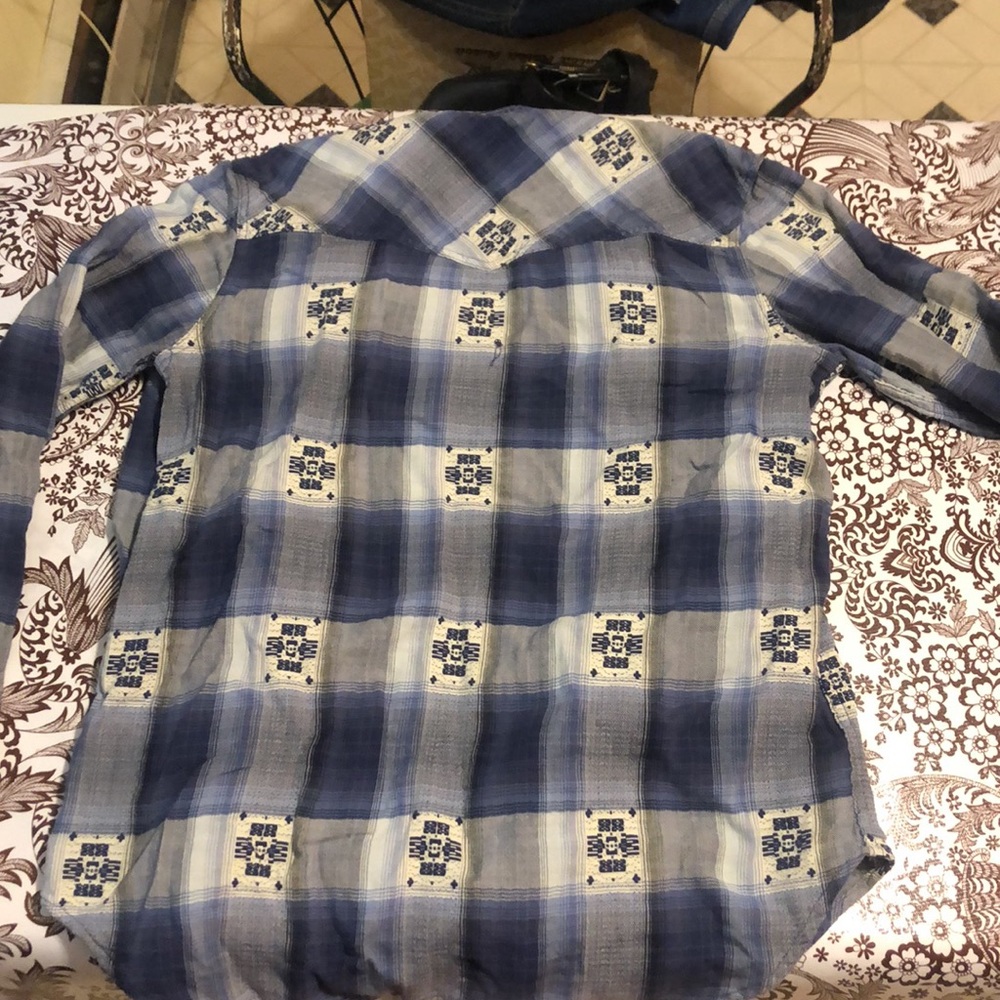 American Eagle aztec plaid long sleeve shirt size medium - Picture 3 of 3